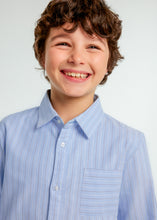 Cargar imagen en el visor de la galería, Camisa rayas celeste
