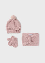 Cargar imagen en el visor de la galería, Set gorro bufanda y guantes pétalo
