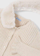 Cargar imagen en el visor de la galería, Rebeca tricot cuello pelo Arena
