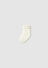 Cargar imagen en el visor de la galería, Calcetines calados Crudo
