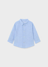 Cargar imagen en el visor de la galería, Camisa lino celeste
