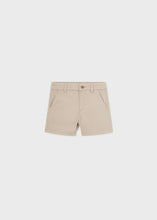 Cargar imagen en el visor de la galería, Bermuda chino sarga beige
