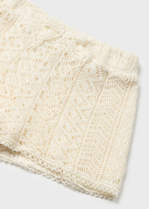 Conjunto bermuda combinada guipur garbanzo