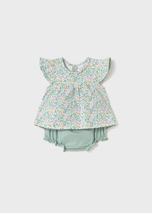 Conjunto punto florecitas Jade