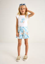 Cargar imagen en el visor de la galería, Camiseta flor cielo 8 años
