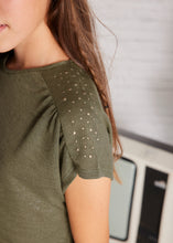 Cargar imagen en el visor de la galería, Polo tachuelas Musgo 10 años
