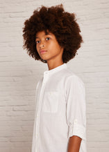Cargar imagen en el visor de la galería, Camisa cuello mao Blanco
