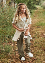 Cargar imagen en el visor de la galería, Pantalón fluido cargo Musgo
