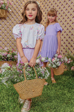 Cargar imagen en el visor de la galería, Conjunto short + blusa mariposas lila
