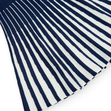 Cargar imagen en el visor de la galería, Vestido tricot plisado azul
