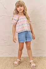Cargar imagen en el visor de la galería, Conjunto short y blusa Flores
