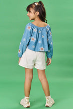 Cargar imagen en el visor de la galería, Conjunto short y blusa Flores
