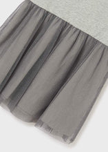 Cargar imagen en el visor de la galería, Vestido combinado tricot y tul gris titanio
