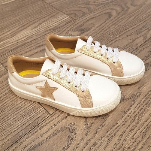 Zapatilla estrella dorado T 30 – Li&La Perú